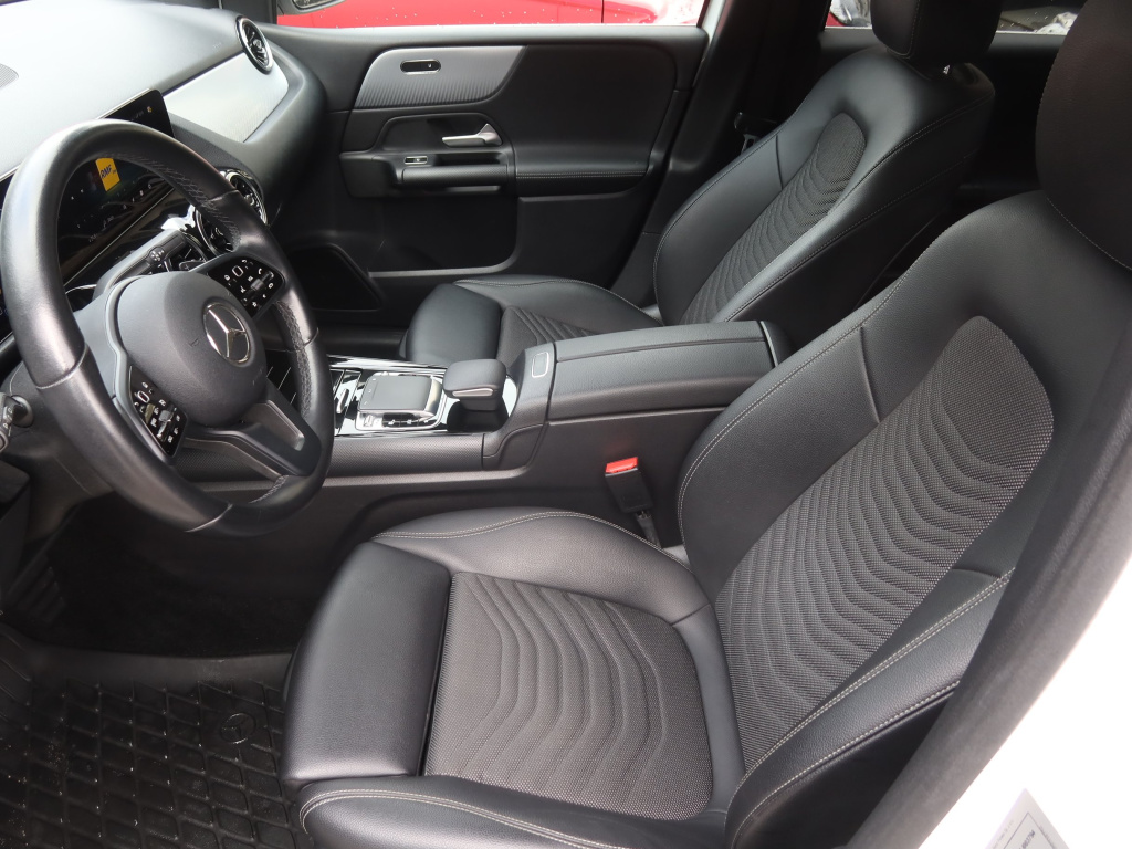 Mercedes-Benz B