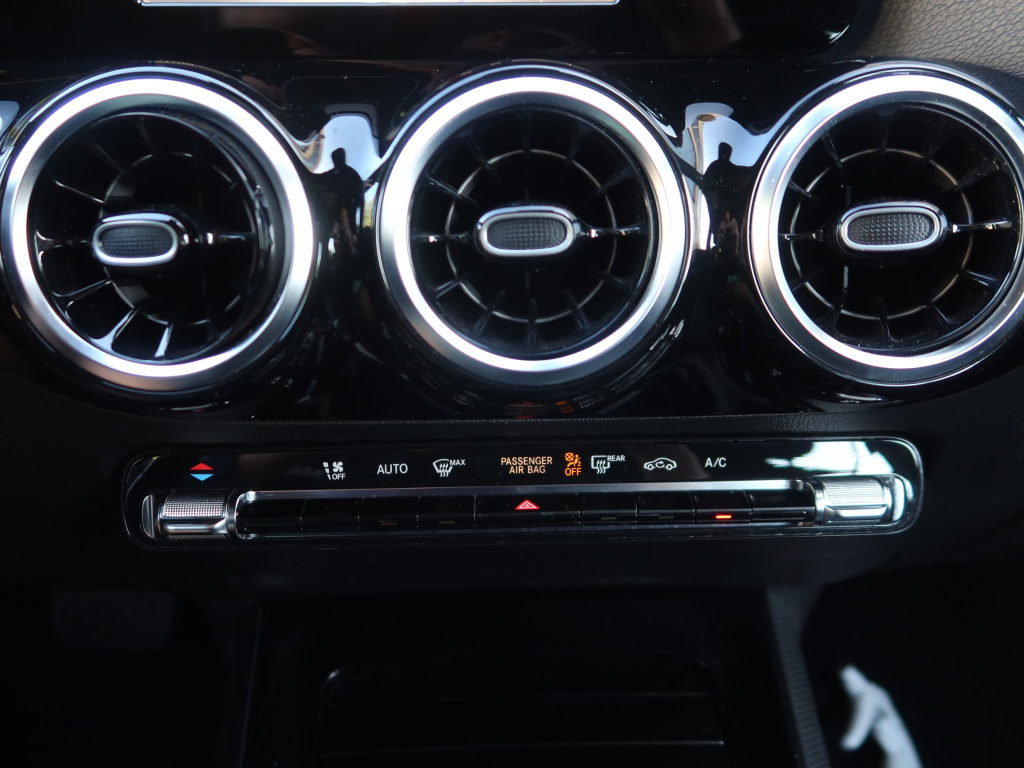 Mercedes-Benz B