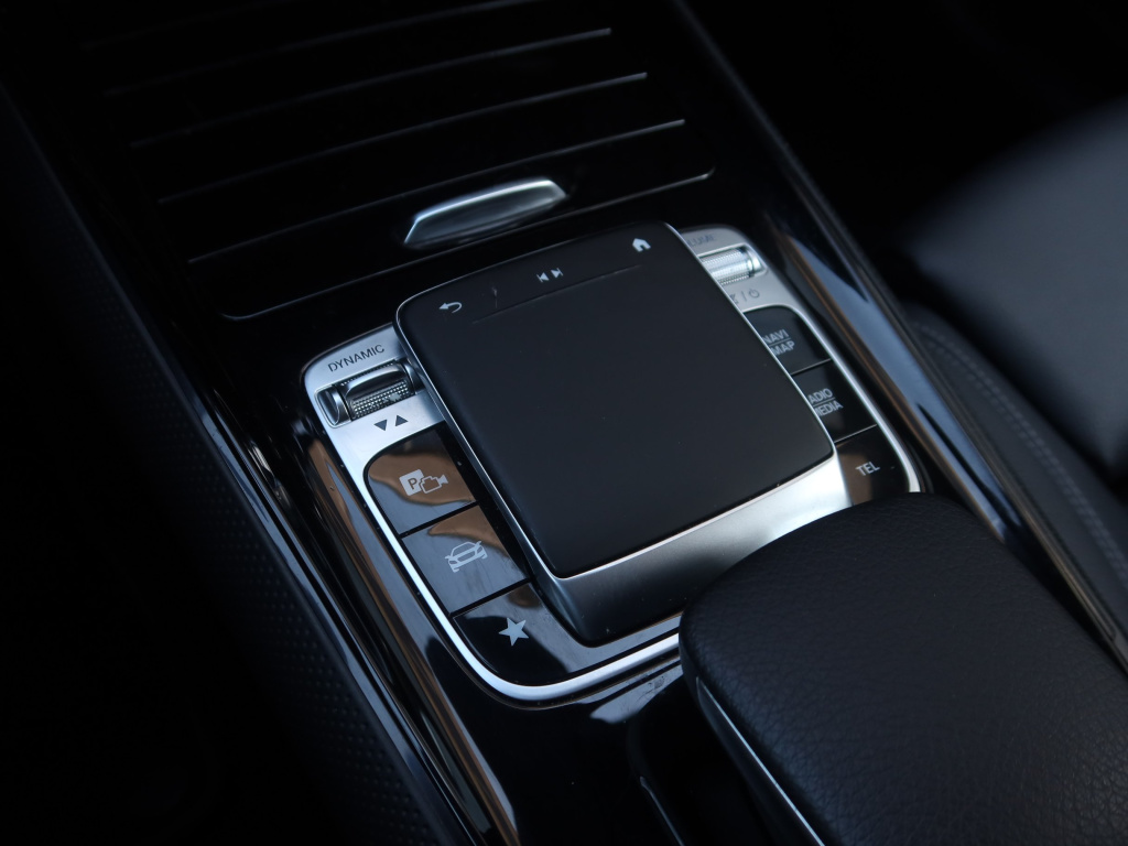 Mercedes-Benz B
