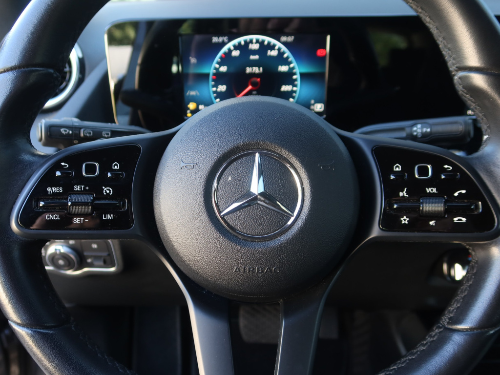 Mercedes-Benz B