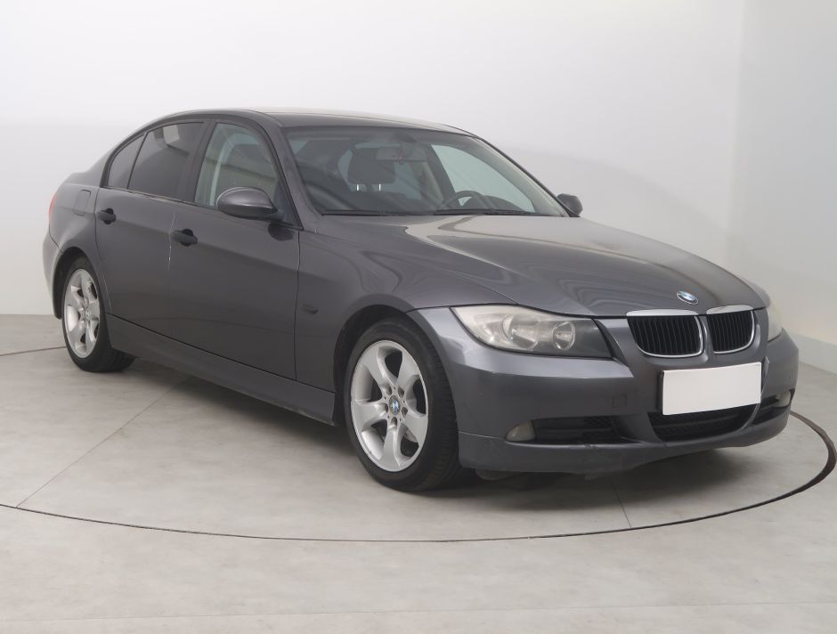 BMW 3 - 2005