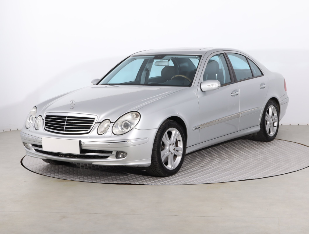 Mercedes-Benz E