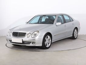 Mercedes-Benz E - 2005