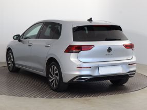 Volkswagen Golf - 2022