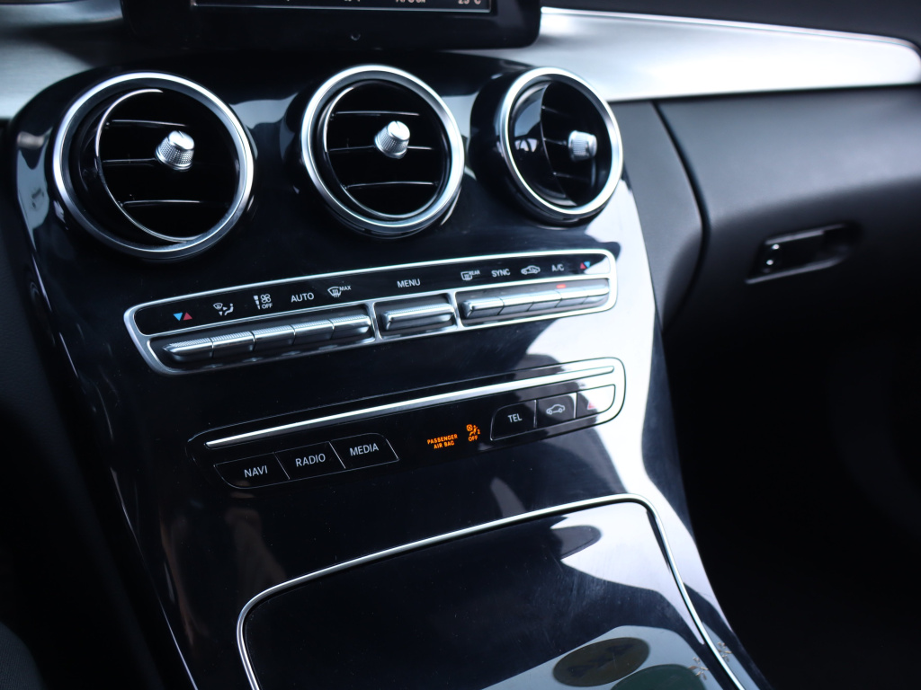 Mercedes-Benz C