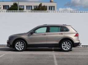 Volkswagen Tiguan - 2019