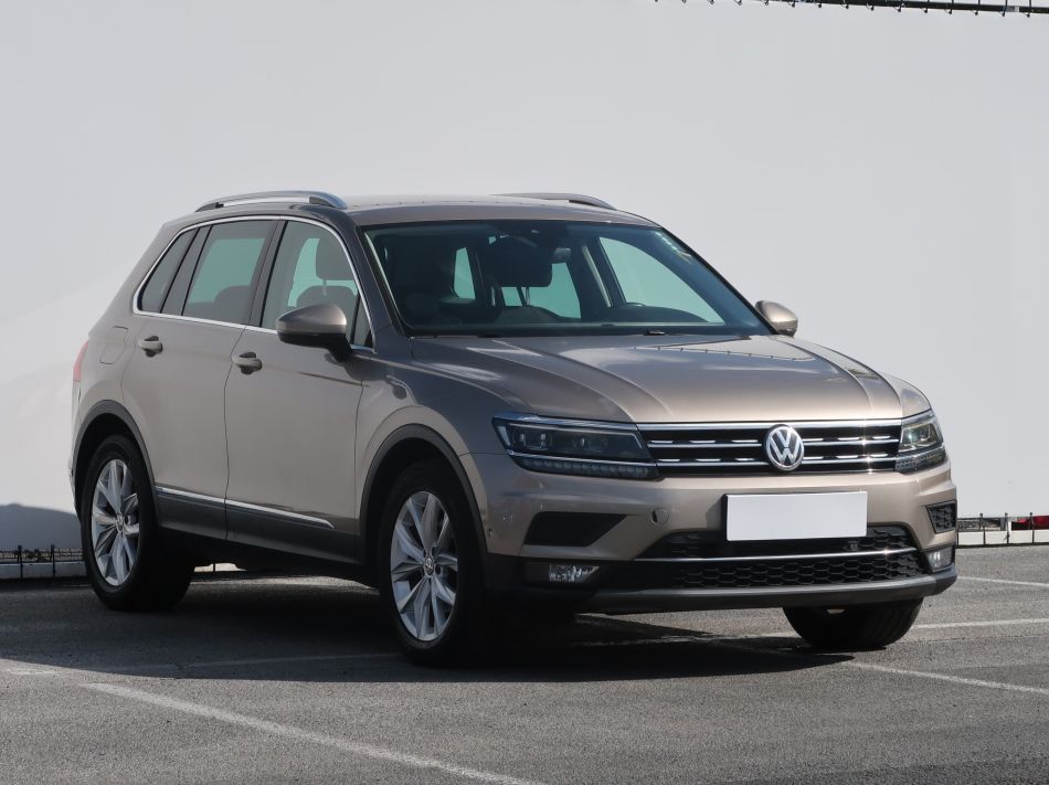 Volkswagen Tiguan - 2019