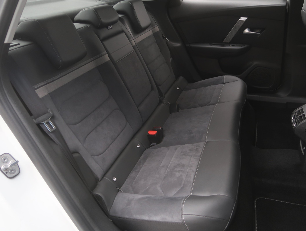 Citroen C4 X