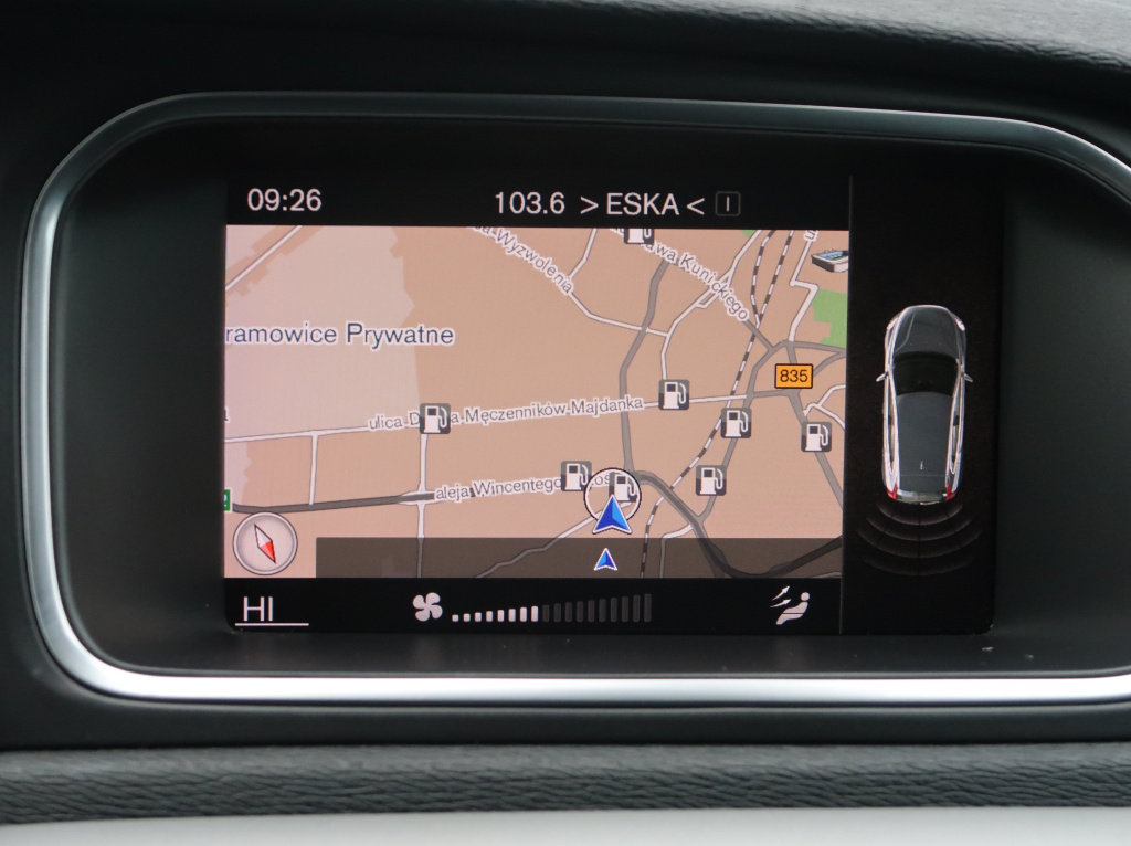 Volvo V40