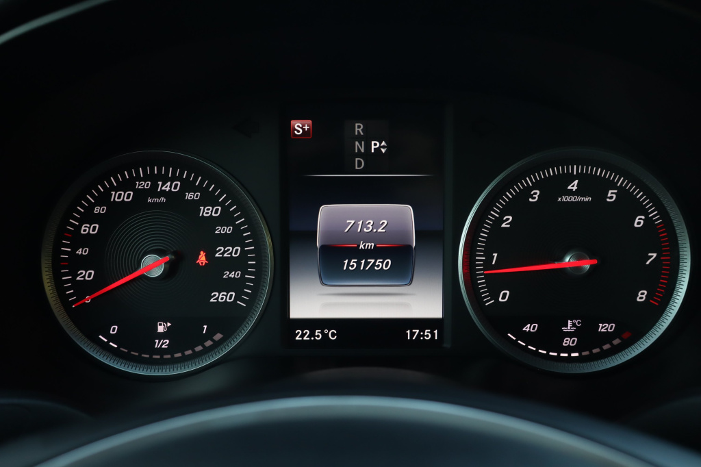 Mercedes-Benz C