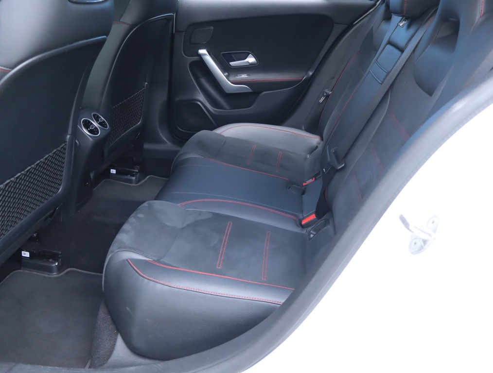 Mercedes-Benz A