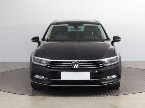 Volkswagen Passat - 2016