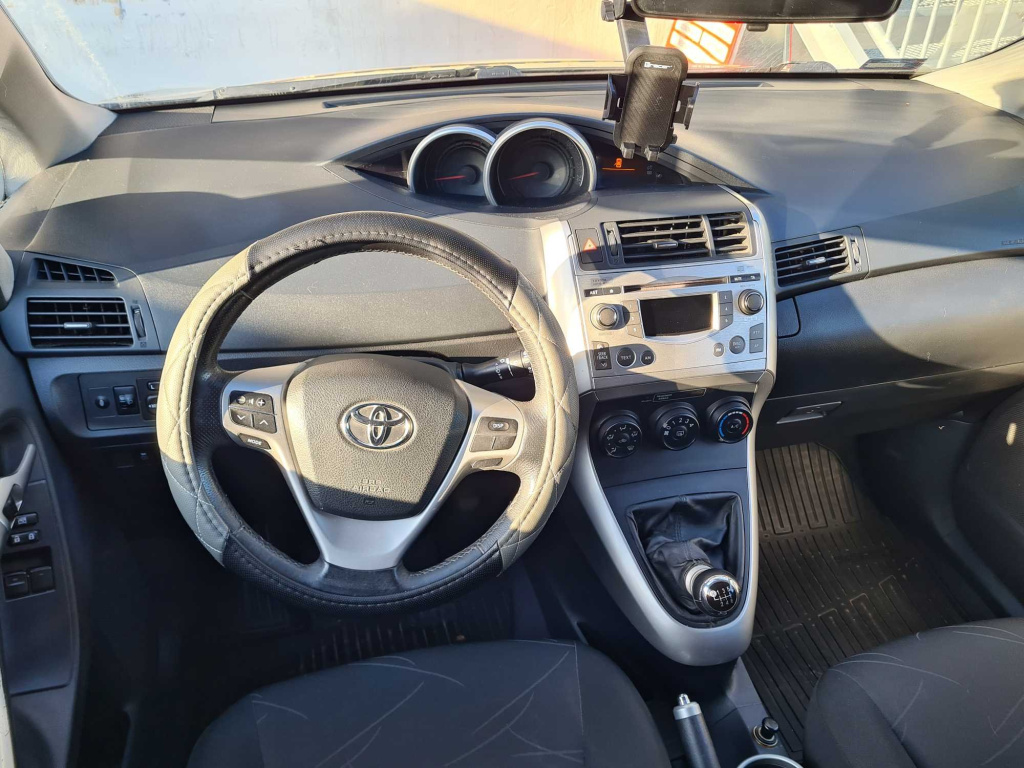 Toyota Verso