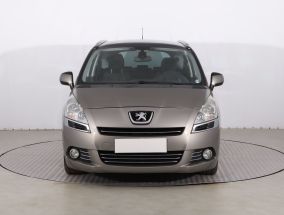 Peugeot 5008 - 2011