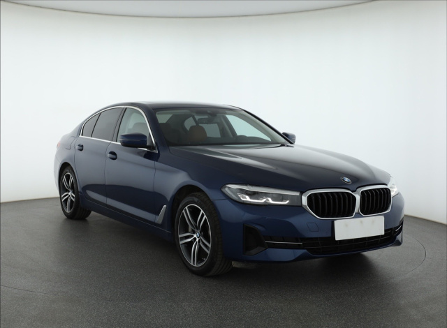 BMW 5 2021