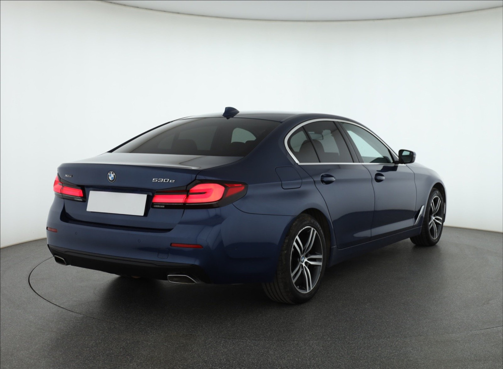BMW 5