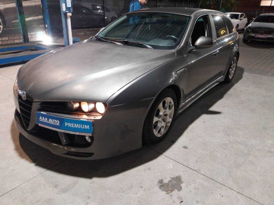 Alfa Romeo 159
