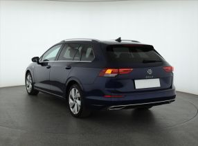 Volkswagen Golf - 2020