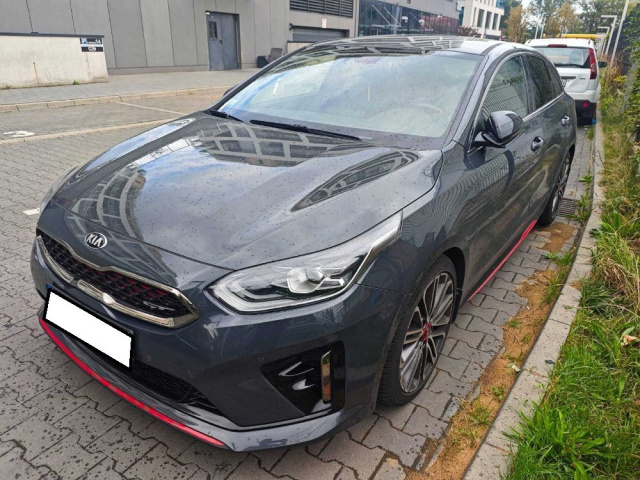 Kia ProCeed 2021