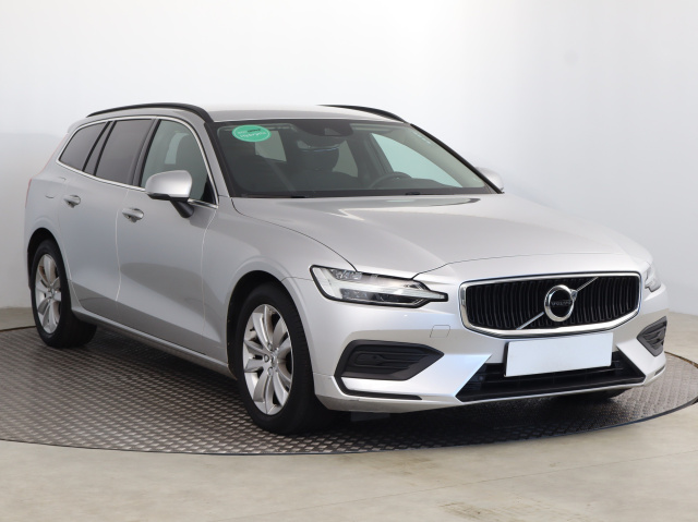 Volvo V60 2022