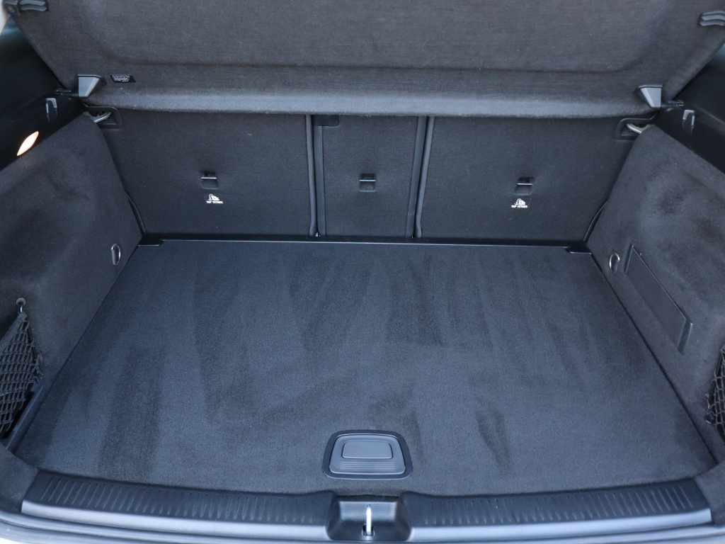 Mercedes-Benz B