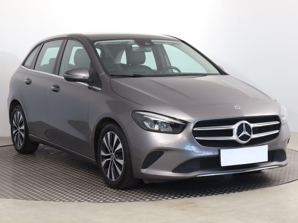 Mercedes-Benz B - 2021