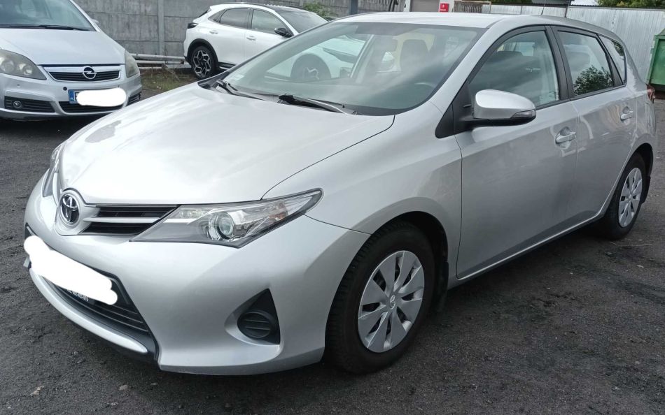 Toyota Auris - 2015