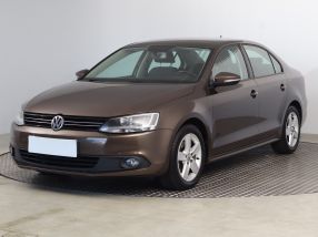Volkswagen Jetta - 2012
