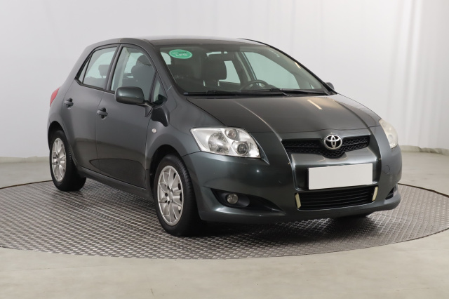 Toyota Auris, 2007