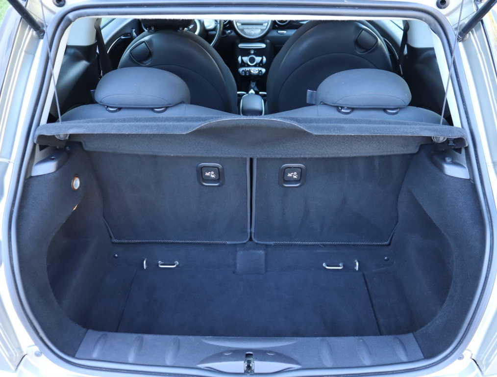 MINI 3-door