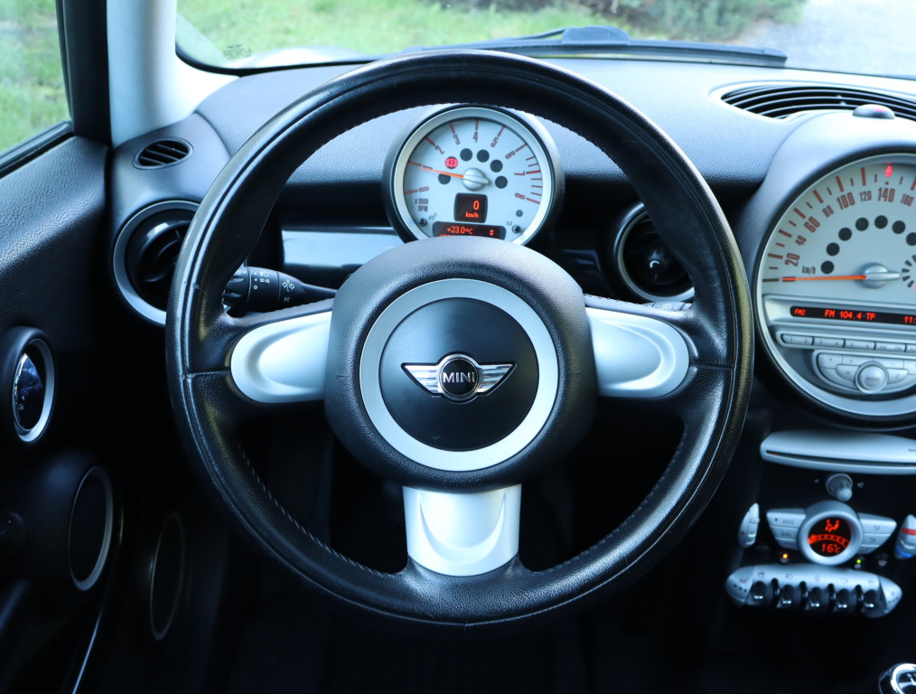 MINI 3-door
