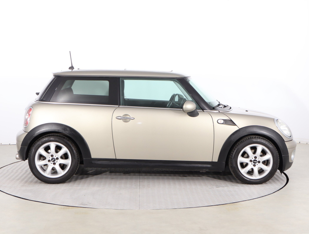MINI 3-door
