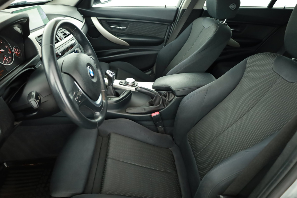 BMW 3