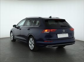 Volkswagen Golf - 2020