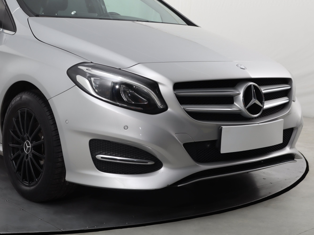 Mercedes-Benz B