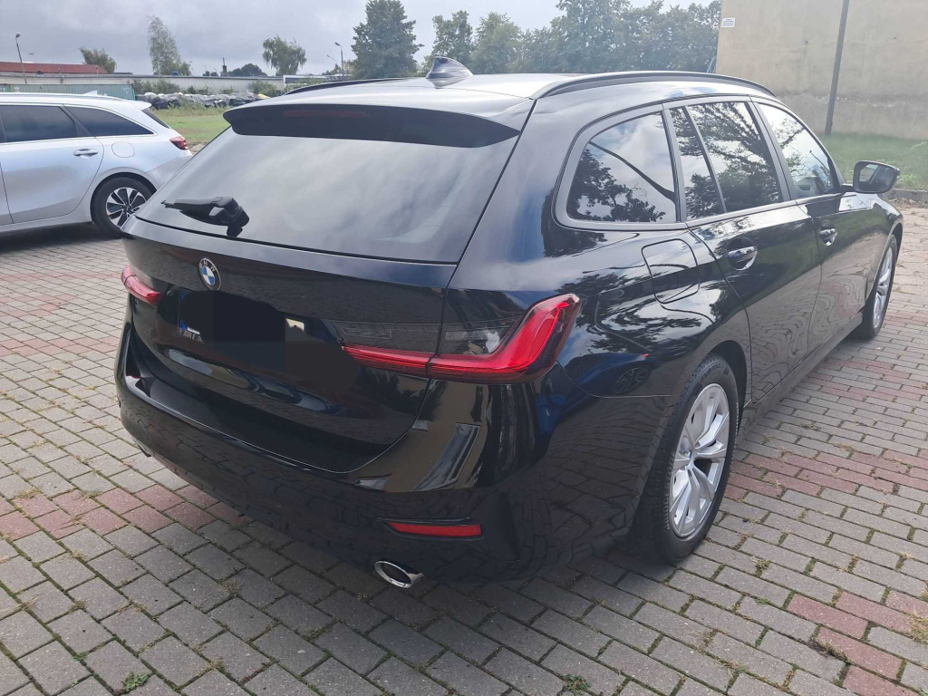 BMW 3