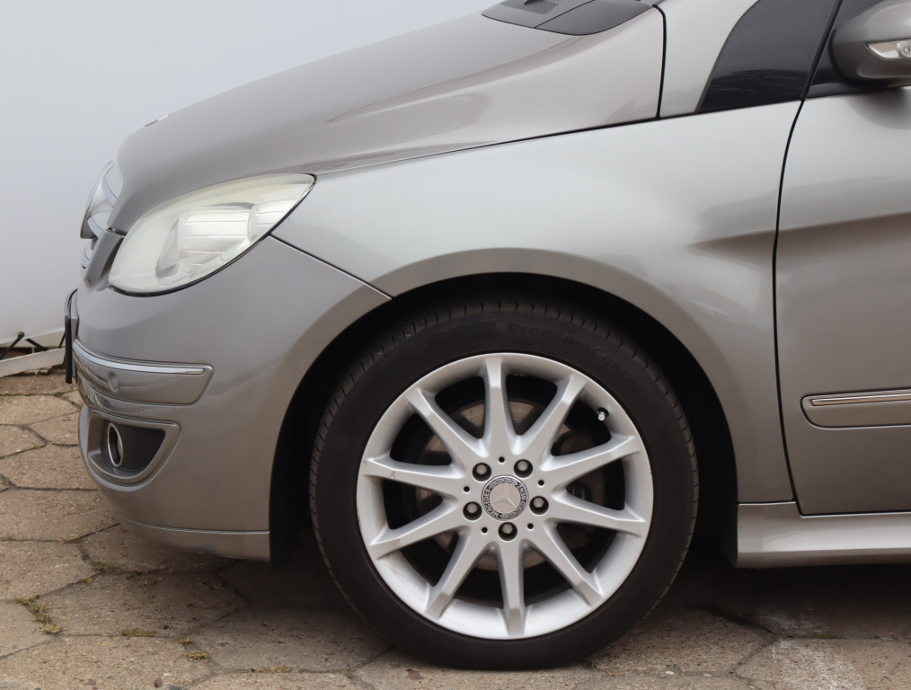 Mercedes-Benz B