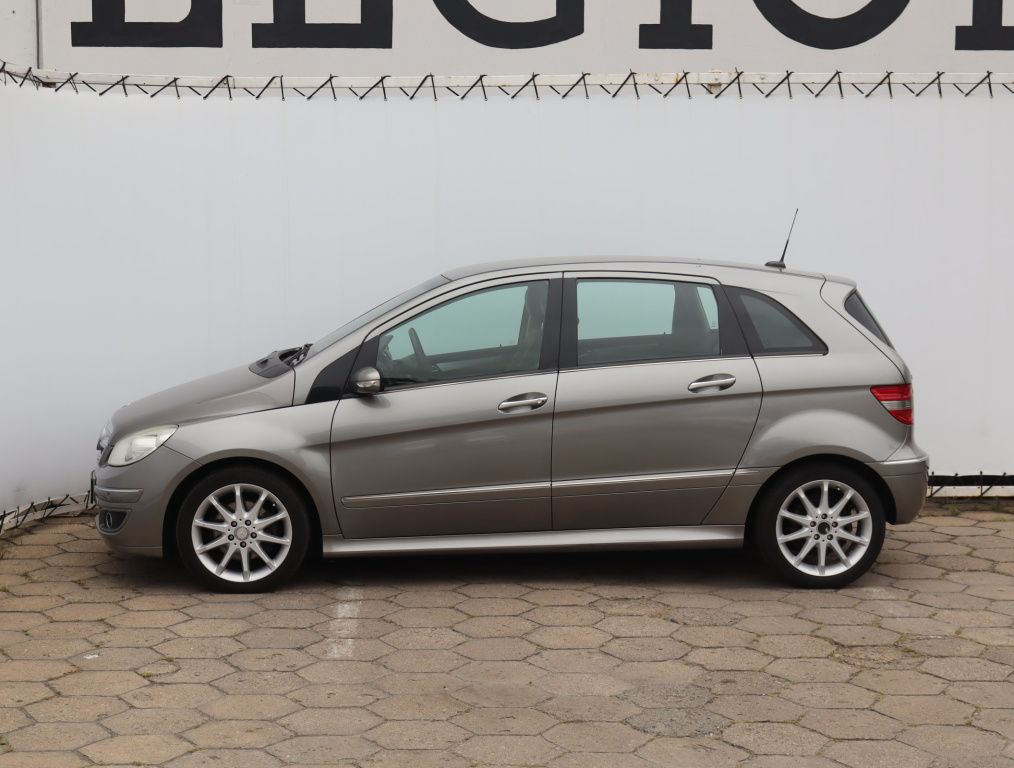 Mercedes-Benz B