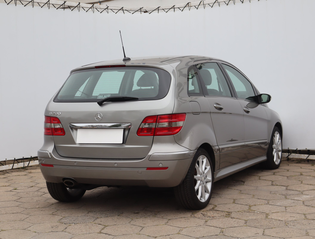 Mercedes-Benz B