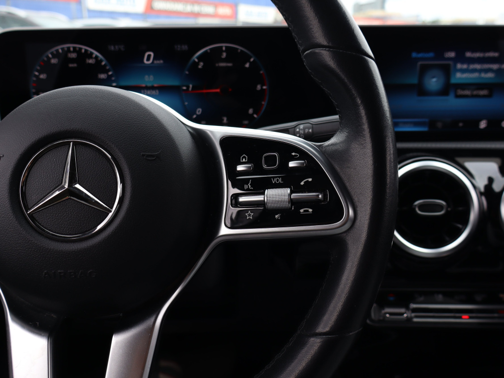 Mercedes-Benz A