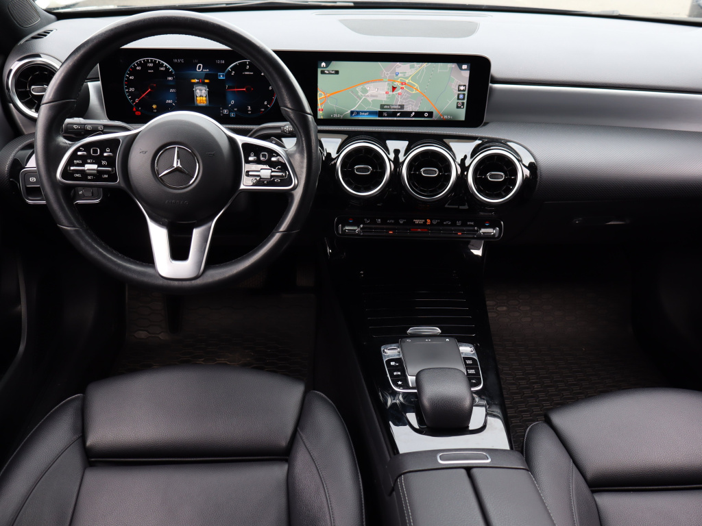Mercedes-Benz A