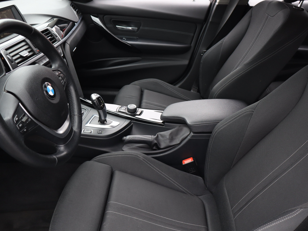BMW 3