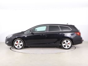 Opel Astra - 2011