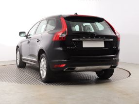 Volvo XC60 - 2015
