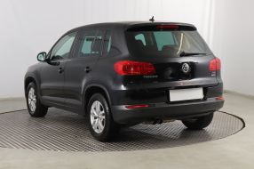 Volkswagen Tiguan - 2013