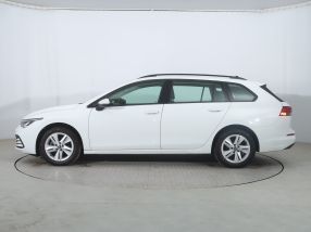 Volkswagen Golf - 2021