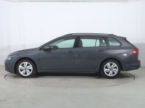 Volkswagen Golf - 2021