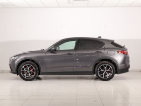 Alfa Romeo Stelvio - 2019