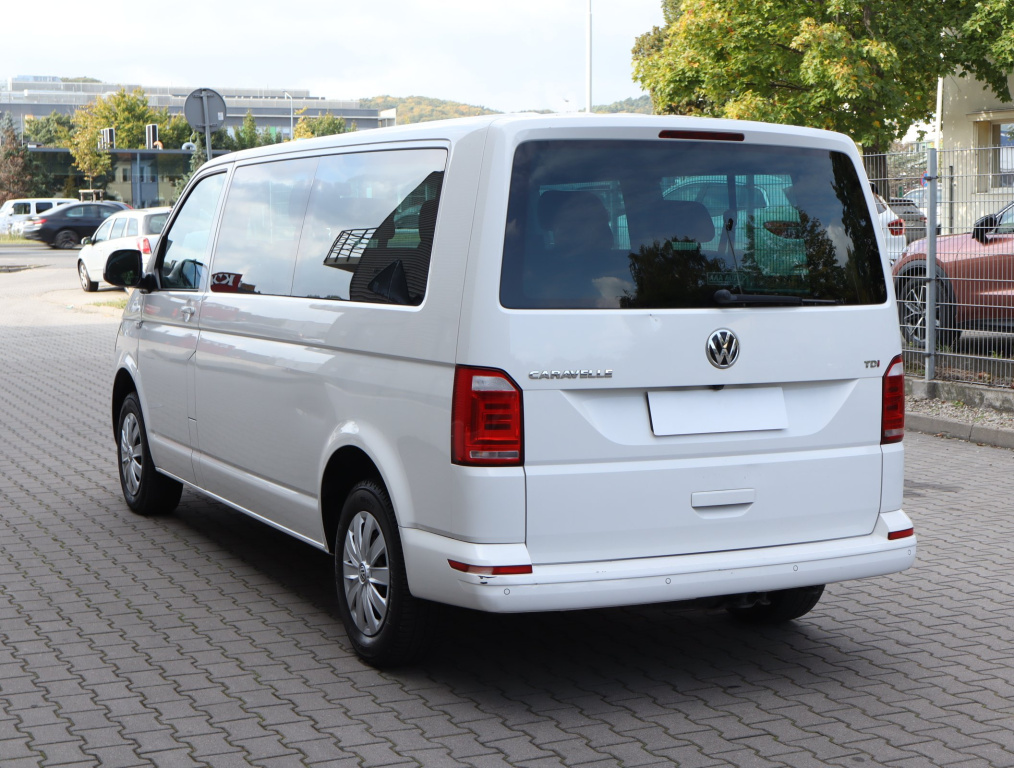 Volkswagen Caravelle