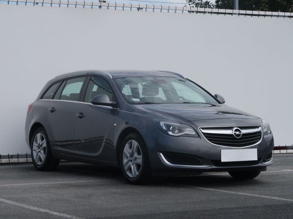 Opel Insignia - 2016
